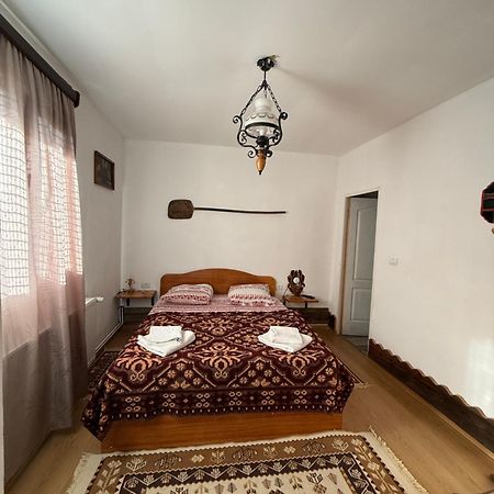 Hostal Casa Pe Valea Hartibaciului Barcut Exterior foto