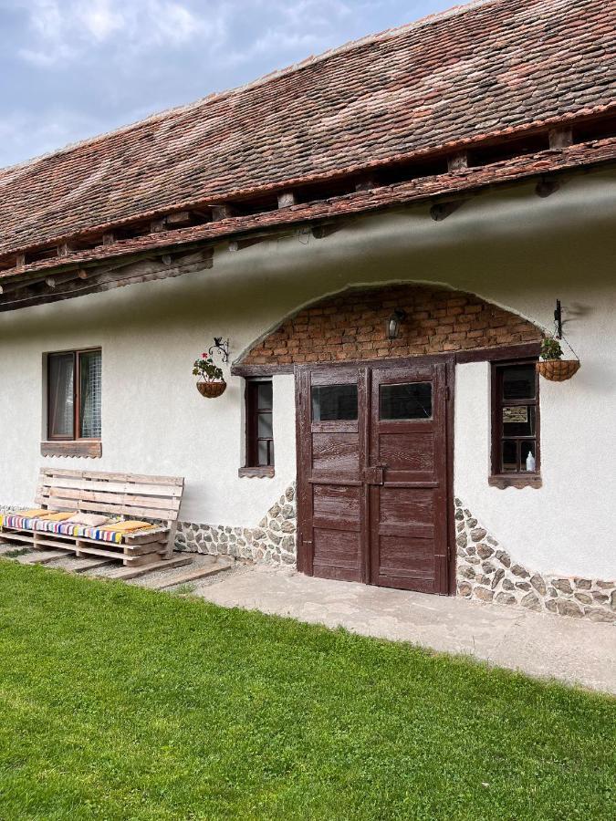 Hostal Casa Pe Valea Hartibaciului Barcut Exterior foto